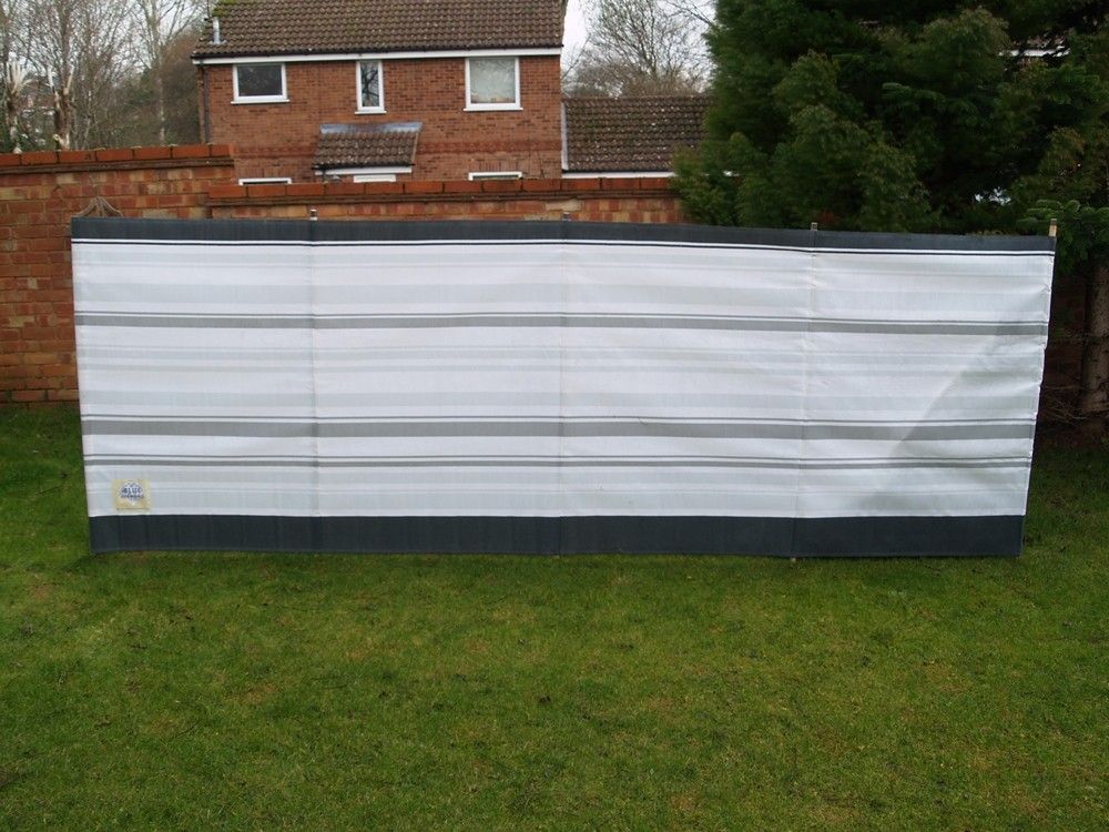 Blue Diamond Windbreak 5 Pole Grey Stripe