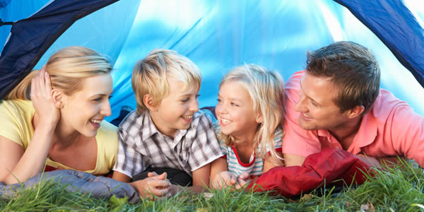 Camping holidays in the rain: cost-effective options for family fun