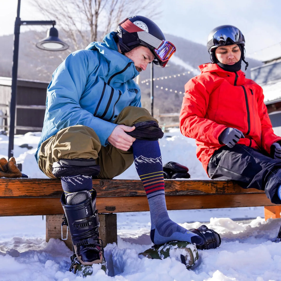 Darn Tough 8052 Steep Lines OTC Lightweight With Cushion Mens Ski Sock Eclipse