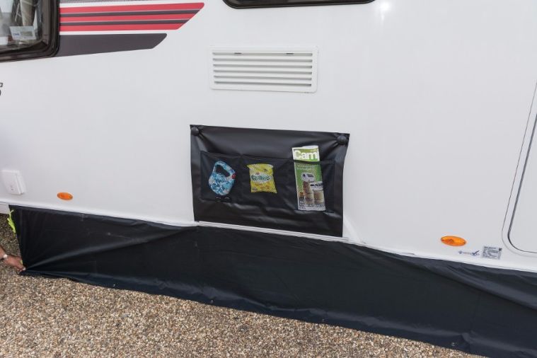 Dometic Single Wheel Arch Cover Black