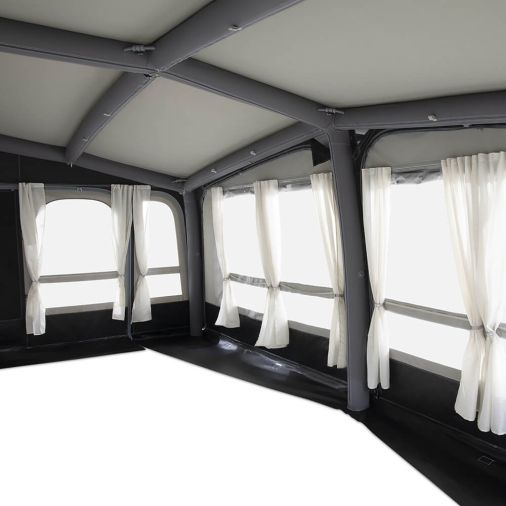 Dometic Residence Air All Season Size 16 Including Free Carpet & Footprint