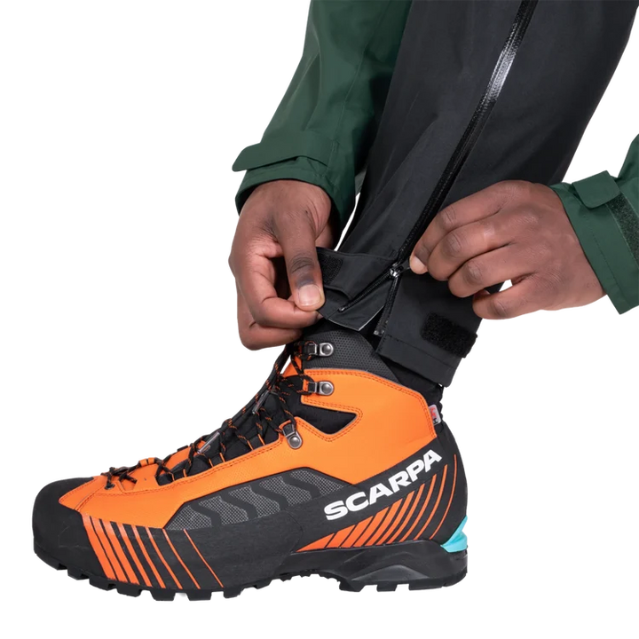 Mountain Equipment Saltoro Mens Pant Regular Black