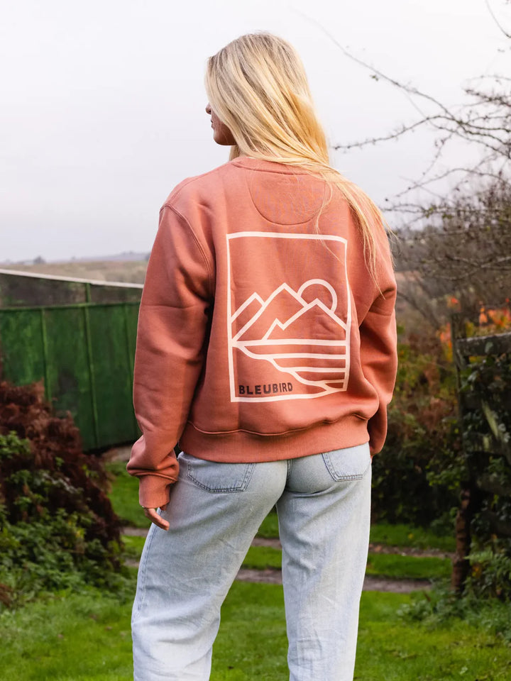Shoreline Cropped Crew Clay